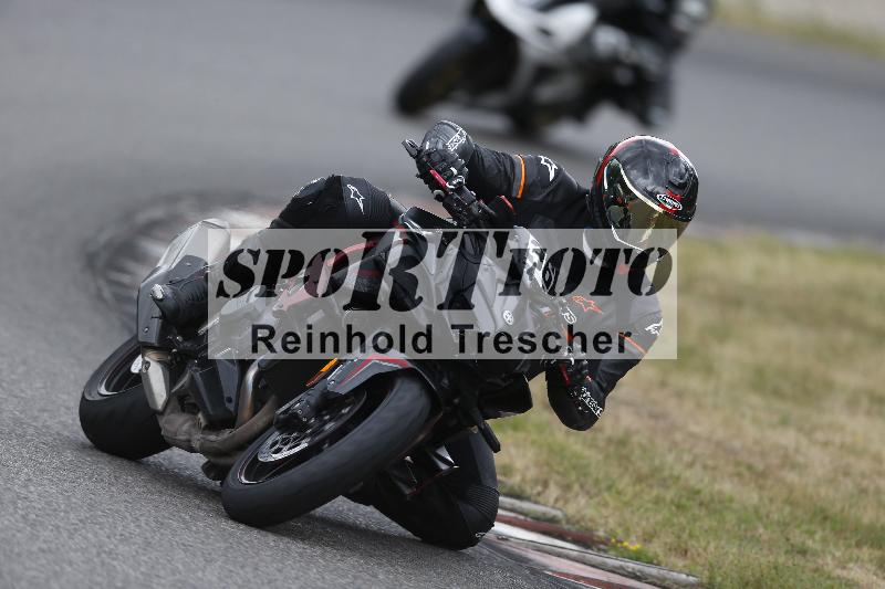 /32 07.07.2025 Plüss Moto Sport ADR/Freies Fahren/36